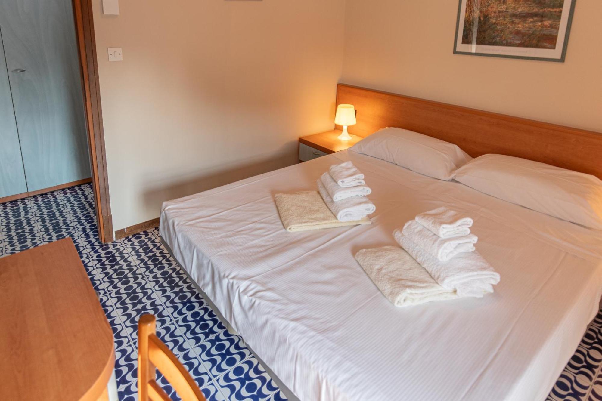 Prestige Garda Home - Ai Cappuccini Peschiera del Garda Esterno foto